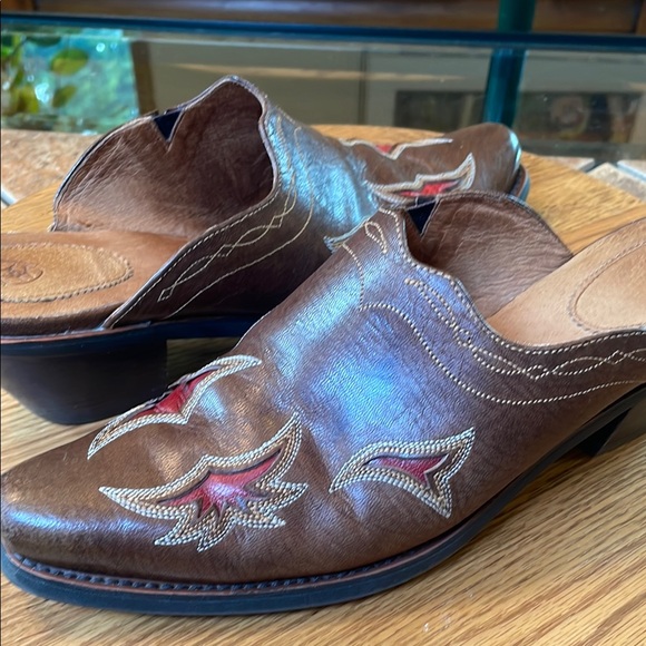 Ariat Brown Leather Mules with Red Embroidery - Picture 4 of 8